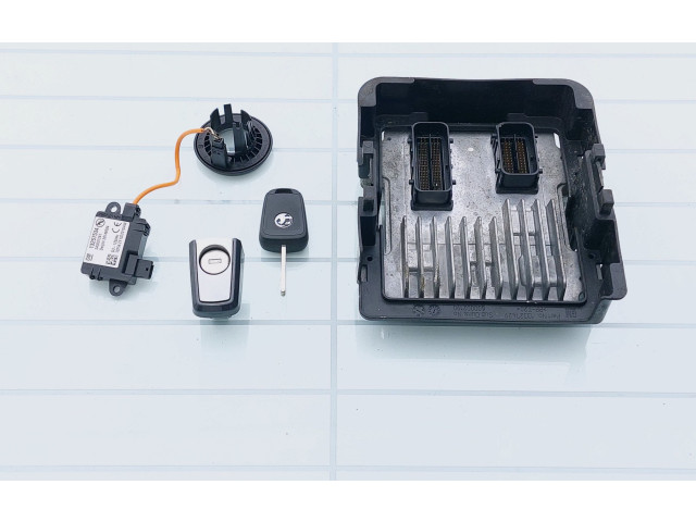 Комплект блоков управления 12636386, 13257534   Opel Meriva B