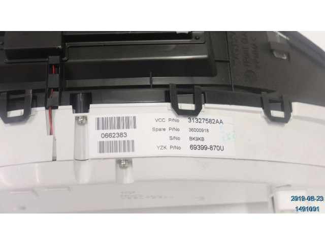 Панель приборов 36001836   Volvo XC70       