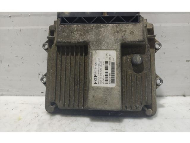 Блок управления двигателя 51744426, 7160001002   Fiat Idea