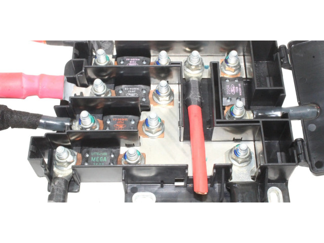 Блок предохранителей CX2314A075AA, CX2314300FA Jaguar XF X250