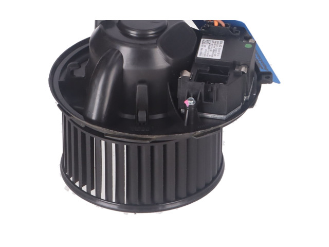 Вентилятор печки 1K1820015Q Skoda Yeti (5L)