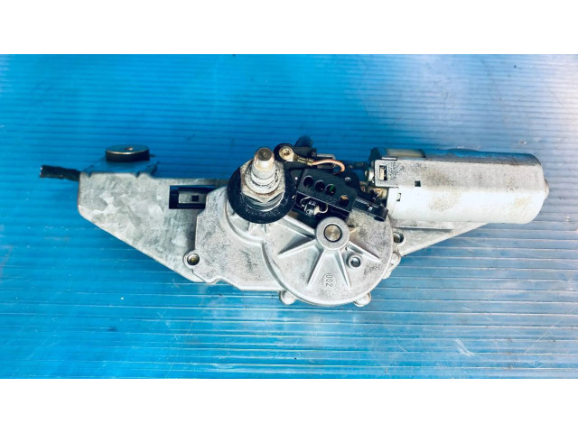 Моторчик заднего дворника 0390201529    Volvo S40, V40