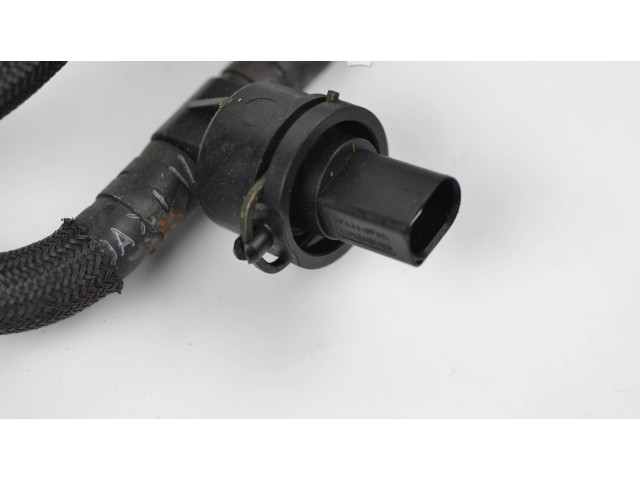 Vstřikovací lišta 059130300CB Audi A8 S8 D3 4E ASB