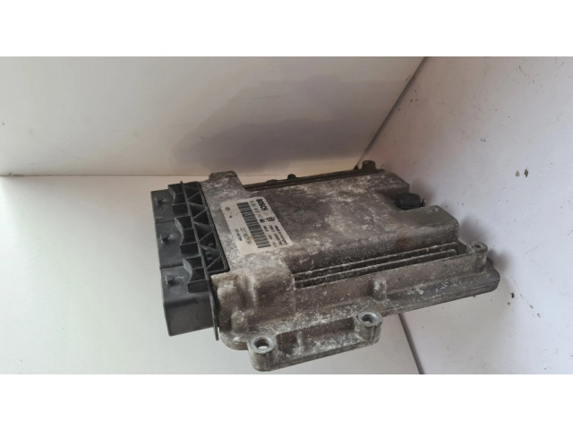 Блок управления двигателя 0281019147, 237102213R   Dacia Dokker