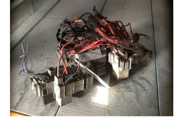 Pojistková skříňka Audi Q7 4L 2006