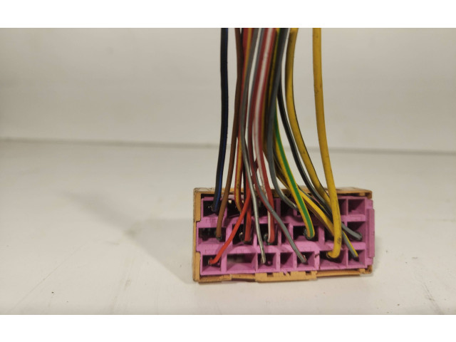   Pojistková skříňka 4A0937529   Audi Q7 4L 2006