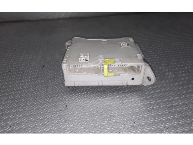 Блок комфорта 8273053020 Lexus IS 220D-250-350