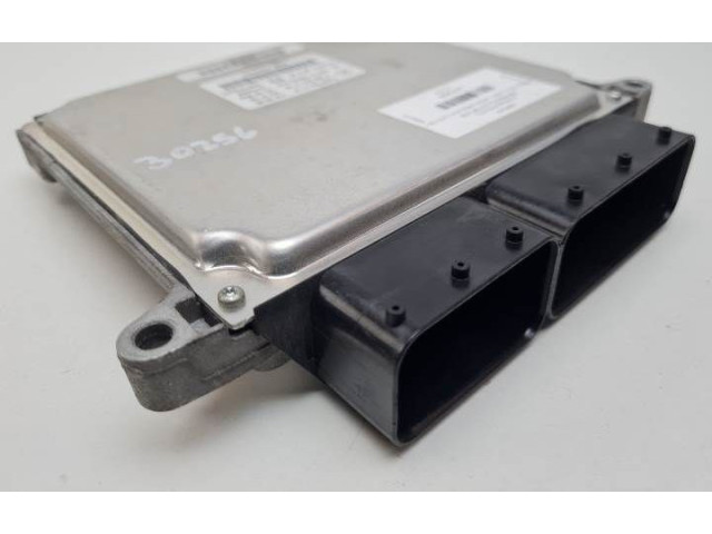 Řídící jednotka R0412C032K Mercedes-Benz C W204 2007