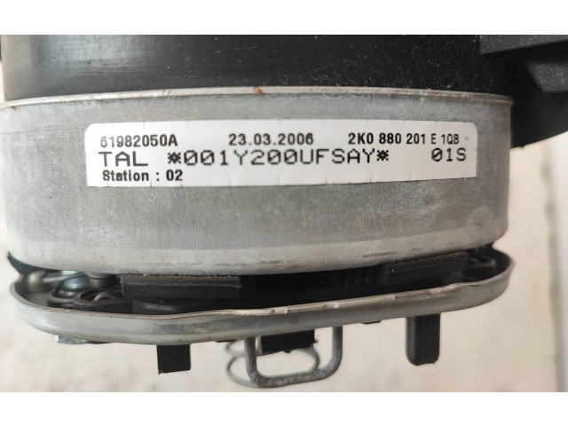 Подушка безопасности водителя 2K0880201E, 61982050A Volkswagen Caddy