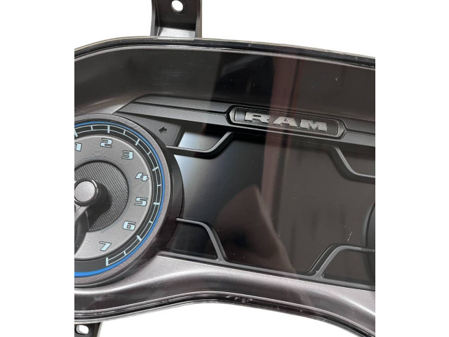 Přístrojová deska  Dodge RAM 2023 P68527382AE, A2C10813600  