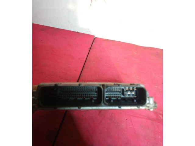 Блок управления двигателя 03E906033AB, 3PG7002 Skoda Fabia Mk1 (6Y)