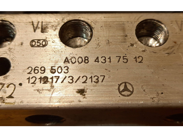 Jednotka ABS 0084317512, A0084317512 Mercedes-Benz A W176 2012