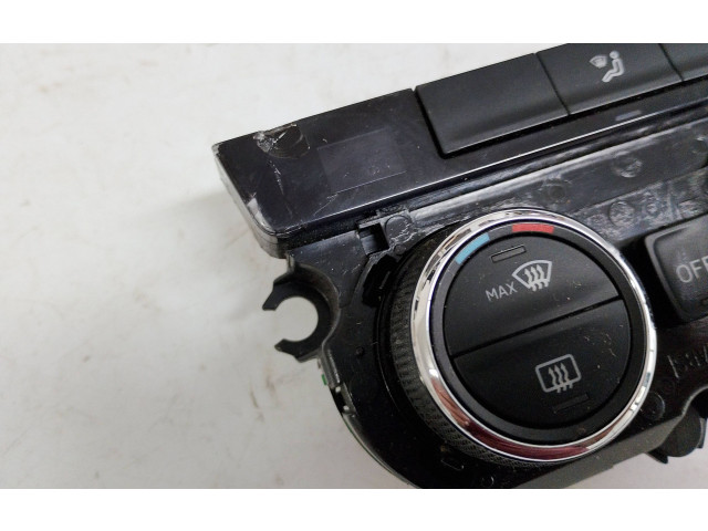 Блок управления климат-контролем 5E0907044AB Skoda Octavia Mk3 (5E)