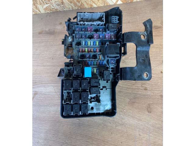 Pojistková skříňka Mazda 6 2011