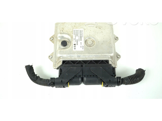 Блок управления двигателем Блок управления 55260725   Opel Combo D