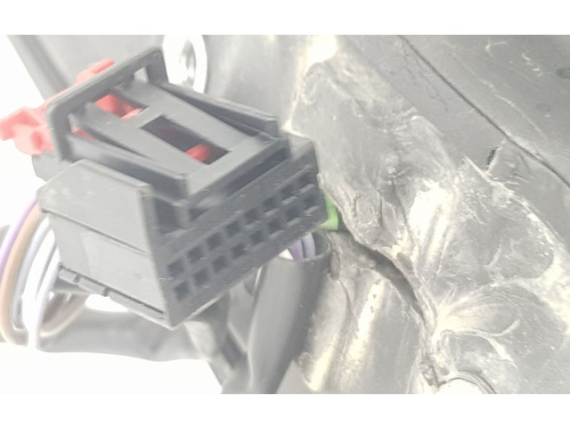 Зеркало электрическое        Volkswagen Caddy  2015 - 2020 года   