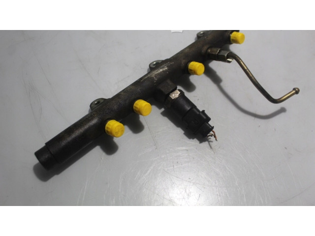 Магистральная трубка топлива