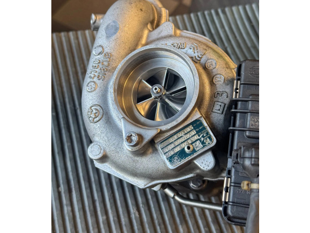 Turbodmychadlo Турбина 53039700310, 50220668 BMW X5 F15