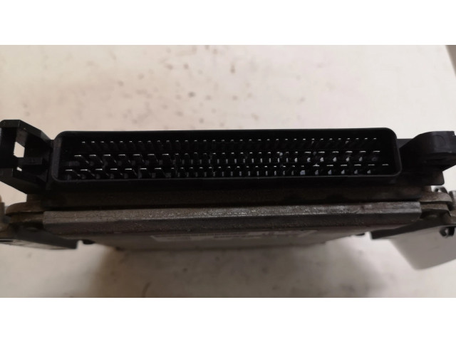 Блок управления двигателя 0281001782, 9636448380   Citroen Xantia