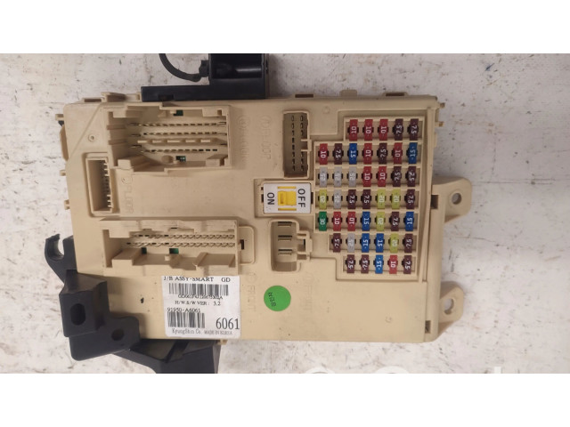 Pojistková skříňka 91950A6061 Hyundai i30 2015