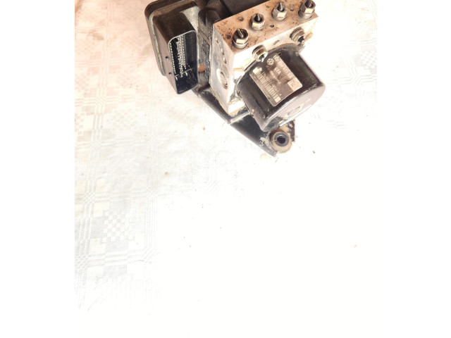 Блок АБС 1K0907379AT, 10061935561   Skoda  Yeti (5L)  2009 - 2017 года