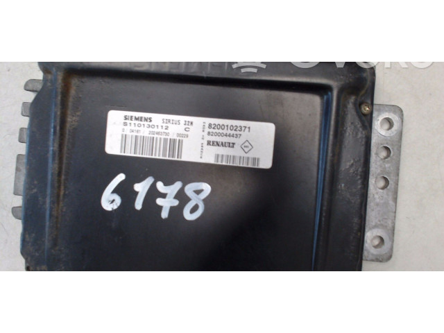 Блок управления двигателя 8200102371   Renault Twingo I