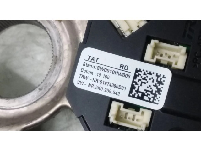 Руль Volkswagen Golf VI 2008-2013 года 5C0419091K, 5K0959542