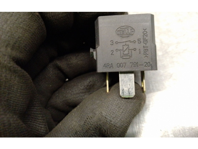 Pojistková skříňka 4H0951253A, 4RA007791 Audi A5 Sportback 8TA 2012