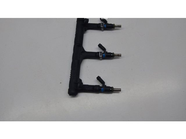 Топливная рампа 06E133681L Audi A7 S7 4G для двигателя CREC