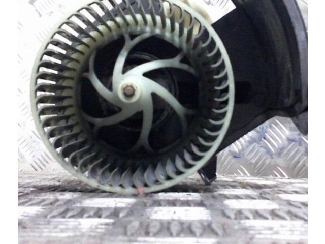 Вентилятор печки    7701050899   Renault Clio II