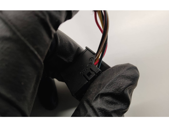 Зеркало электрическое Volkswagen Jetta VI 2011 - 2018 года