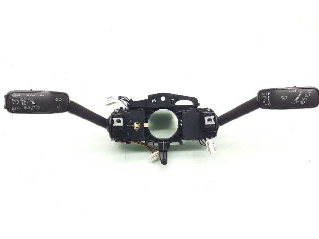 Ручка поворотов/ фонарей 5Q0953513R, 5Q0953507AJ   Skoda Octavia Mk2 (1Z)