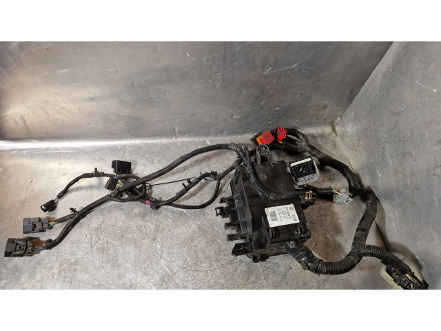 Pojistková skříňka BK2T14A175AA, A6GGGF30 Ford Transit Custom 2015