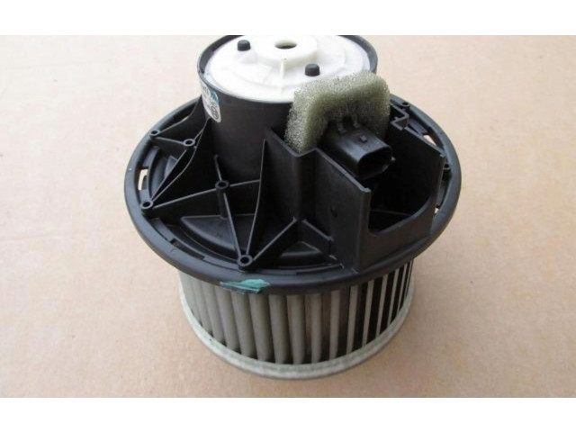 Вентилятор печки Jeep Cherokee III KJ