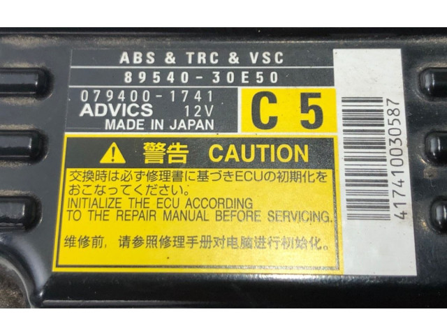 Pojistková skříňka 89540-30E50 Lexus GS 250 350 300H 450H 2013