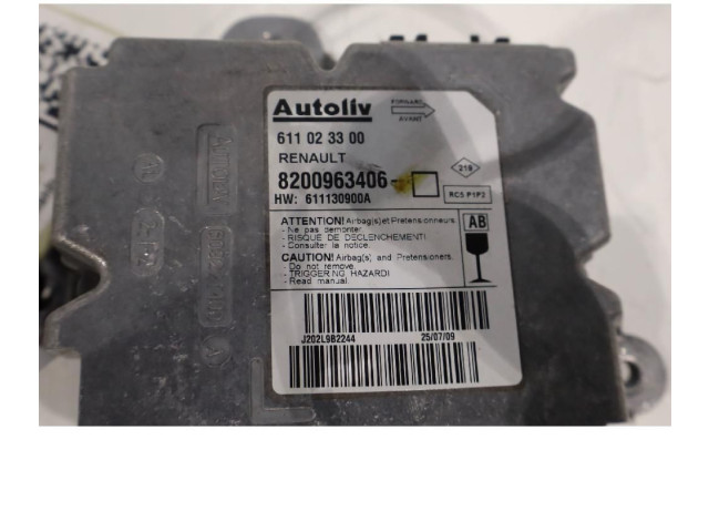 Блок подушек безопасности 8200963406 Renault Clio III