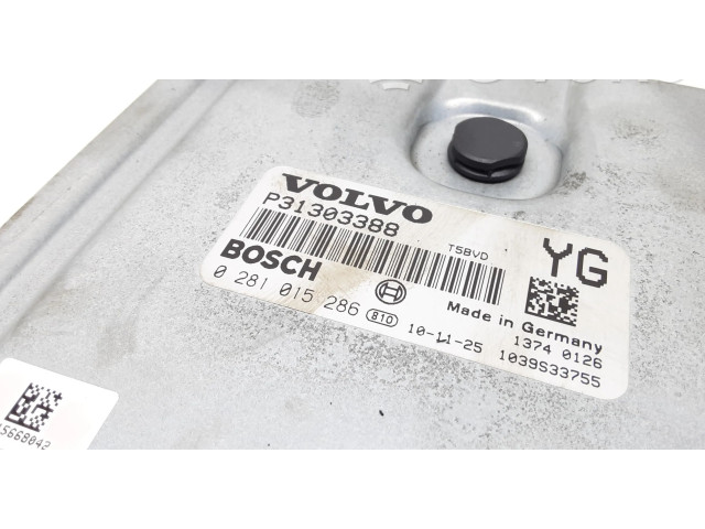 Блок управления двигателя P31303388, 0281015286   Volvo V70