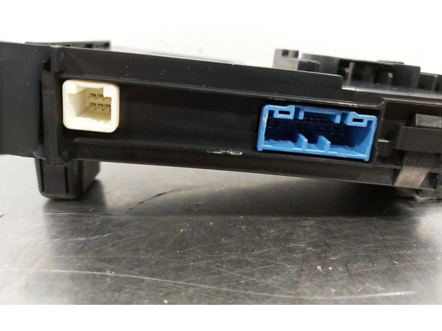 Блок управления двигателя KD45675Y0G Mazda 3 II