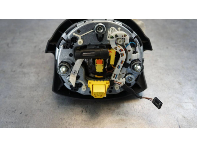 Подушка безопасности водителя 4G0880201N   Audi A6 C7