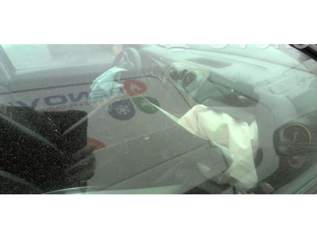 Ручка стеклоочистителей 8201168008 Dacia Sandero