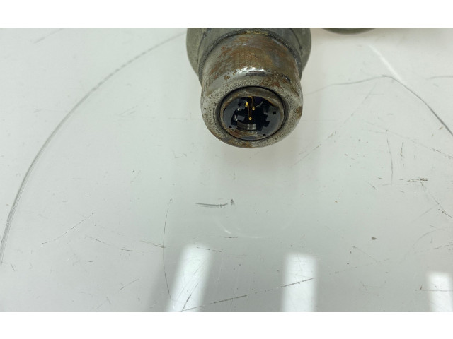 Блок предохранителей  621800F010, 001702307P3L   Toyota Corolla Verso AR10    