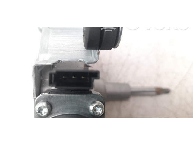 Моторчик заднего дворника 2596002930 Jeep Renegade