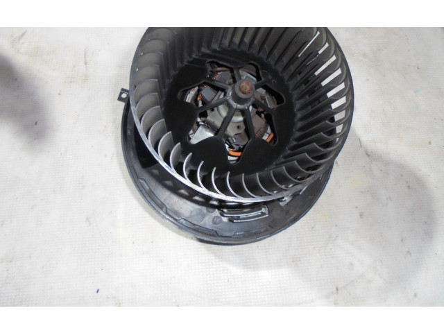 Вентилятор печки    T1021327U   BMW X3 F25