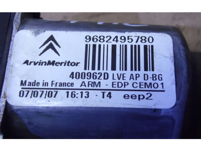 Передний двигатель механизма для подъема окон