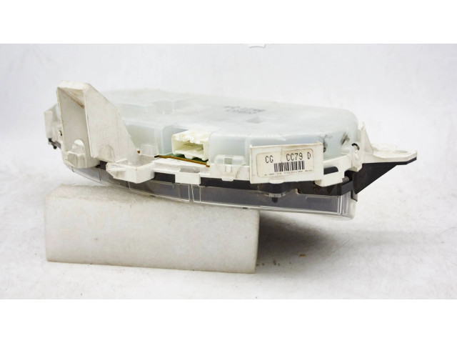 Přístrojová deska  Mazda 5 2007 cgcc79d  