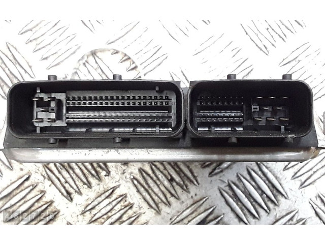 Řídící jednotka 8n0906018aq Audi TT Mk1 2002