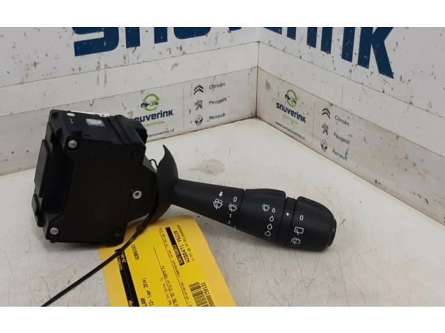 Переключатель дворников 8201168013, 8201168013   Renault Clio IV
