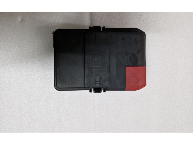 Блок предохранителей  68347002AE   Jeep Grand Cherokee WL    