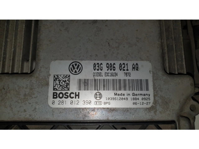 Řídící jednotka 03G906021AQ Volkswagen Caddy 2010