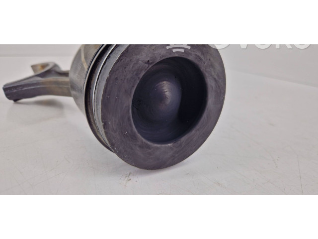  Поршень CVU CVU, CVUA  Audi A6 S6 C7 4G  